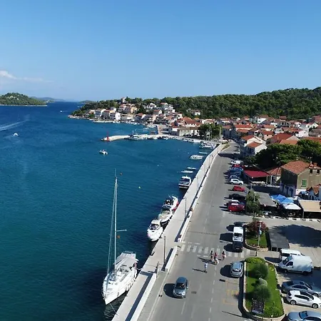 Daire Tisno Resort *