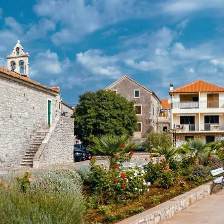 Apartment Tisno Resort