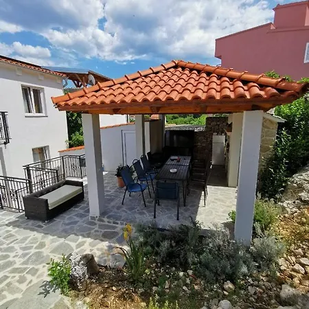 Tisno Resort 티스노