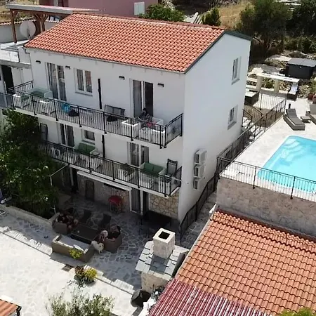 Tisno Resort * Tisno