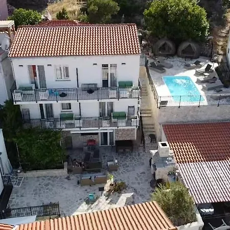Daire Tisno Resort *