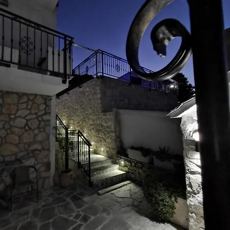 Tisno Resort 티스노