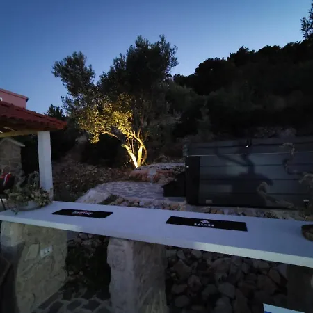 Daire Tisno Resort Tisno