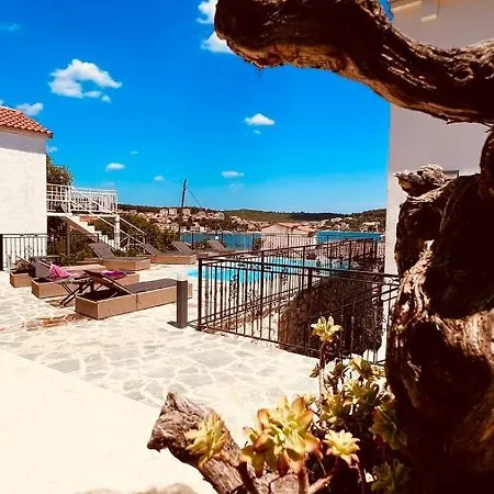 Apartamento Tisno Resort