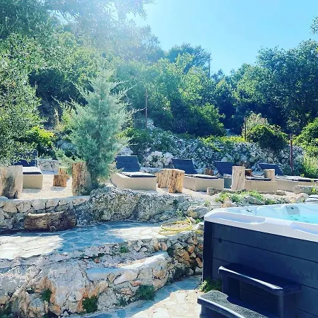 Daire Tisno Resort Tisno