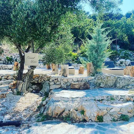 Daire Tisno Resort