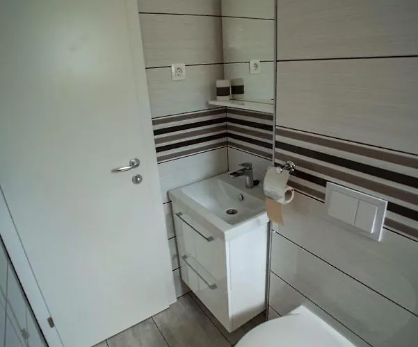 Tisno Resort * Тисно