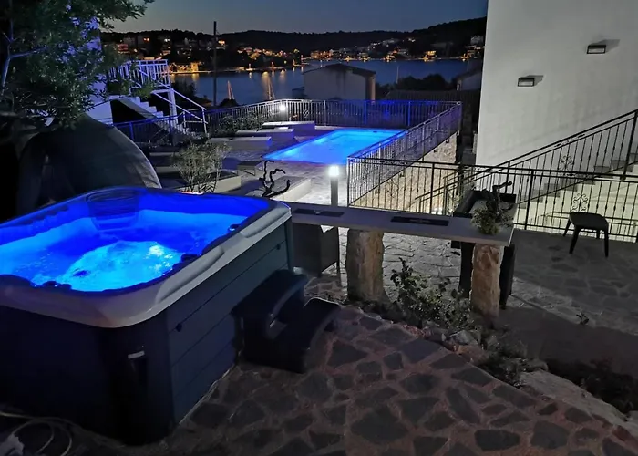 Апартаменты Tisno Resort *