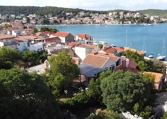 Tisno Resort * Тисно