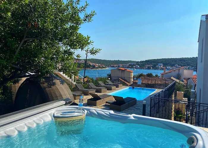 Apartmán Tisno Resort *