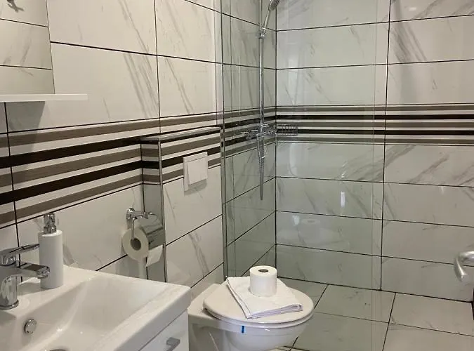 Tisno Resort Апартаменты Тисно