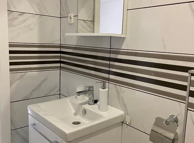 Tisno Resort * Тисно